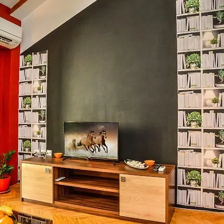 Tomas Apartment