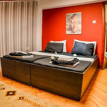 Tomas Apartment